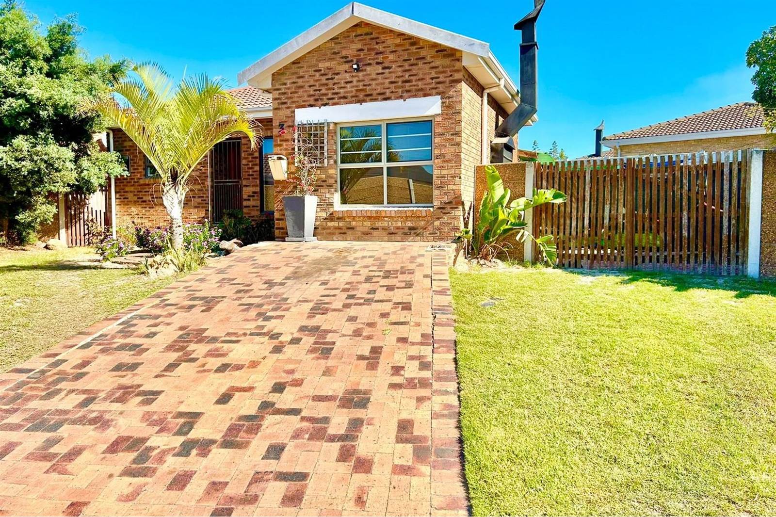 3 Bed House in Protea Heights photo number 21