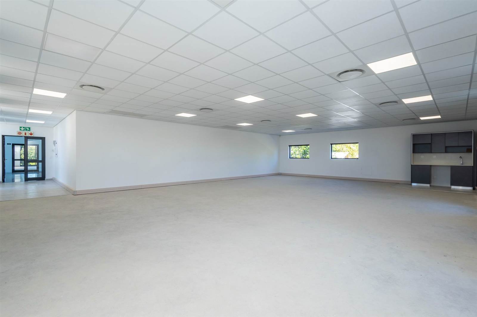104  m² Commercial space in Wellway Park photo number 7