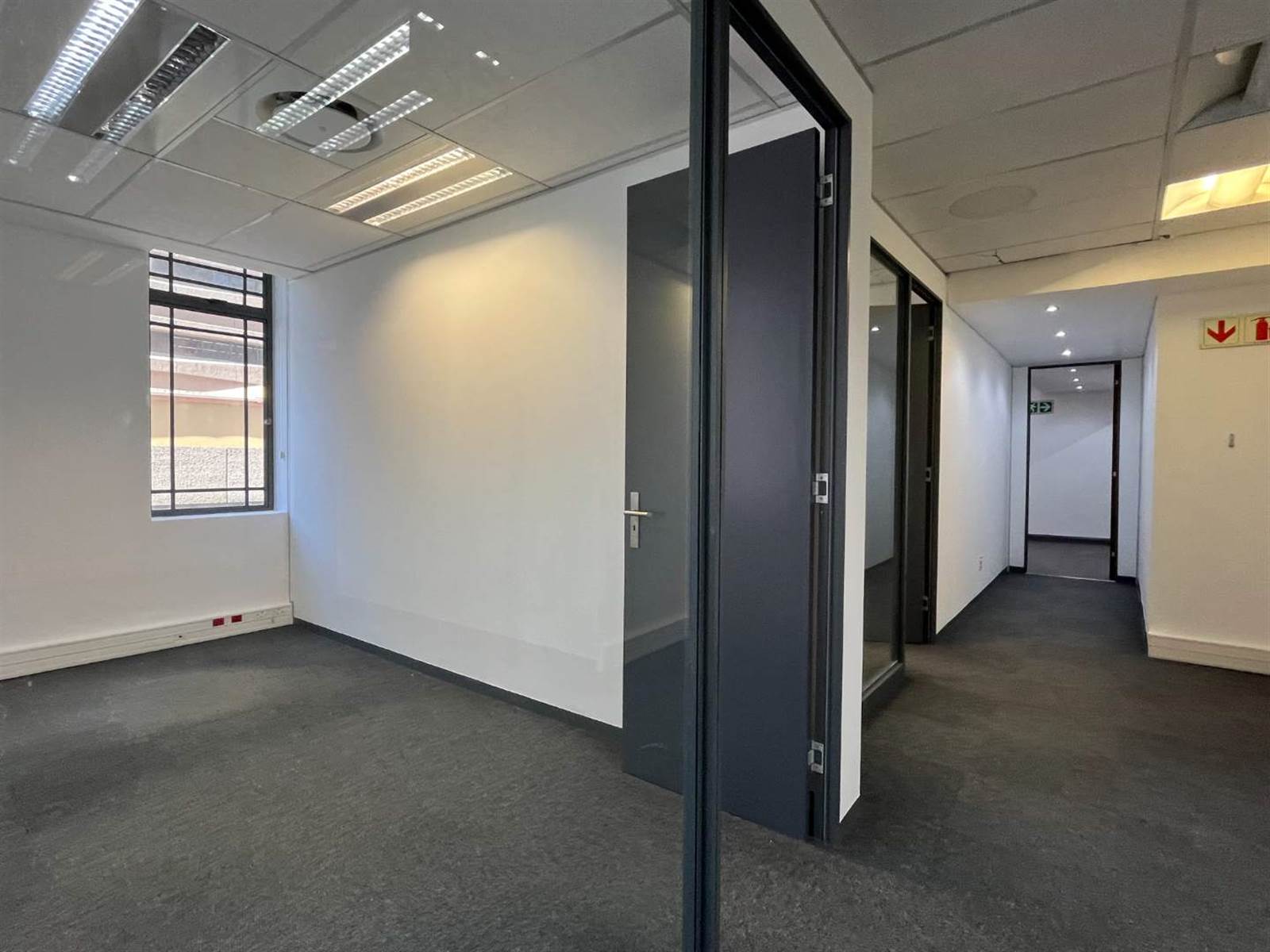340  m² Office Space in Cape Town City Centre photo number 17