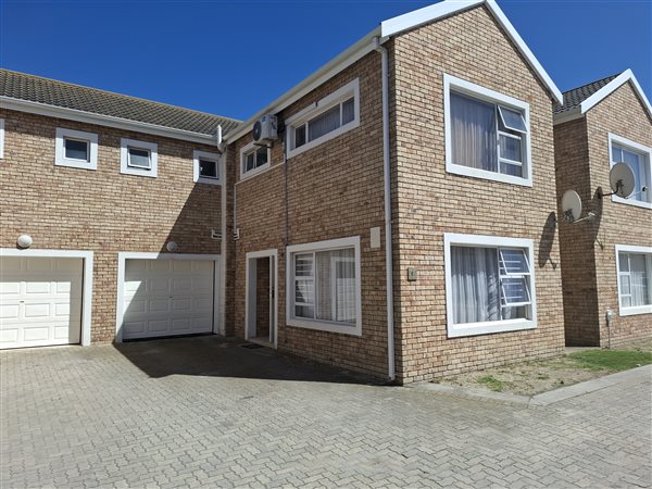 3 Bed Townhouse