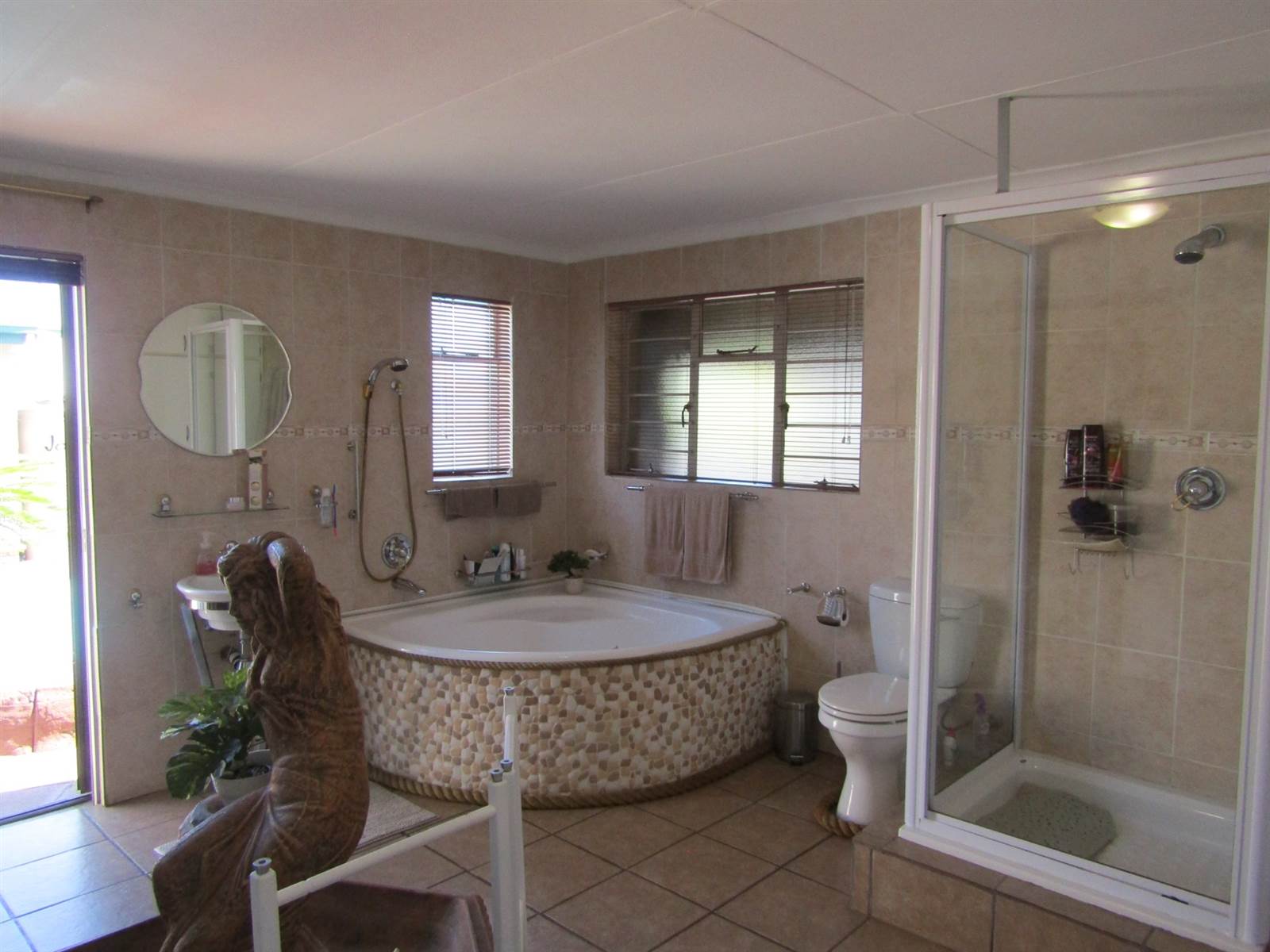 4 Bed House in Krugersdorp North photo number 18