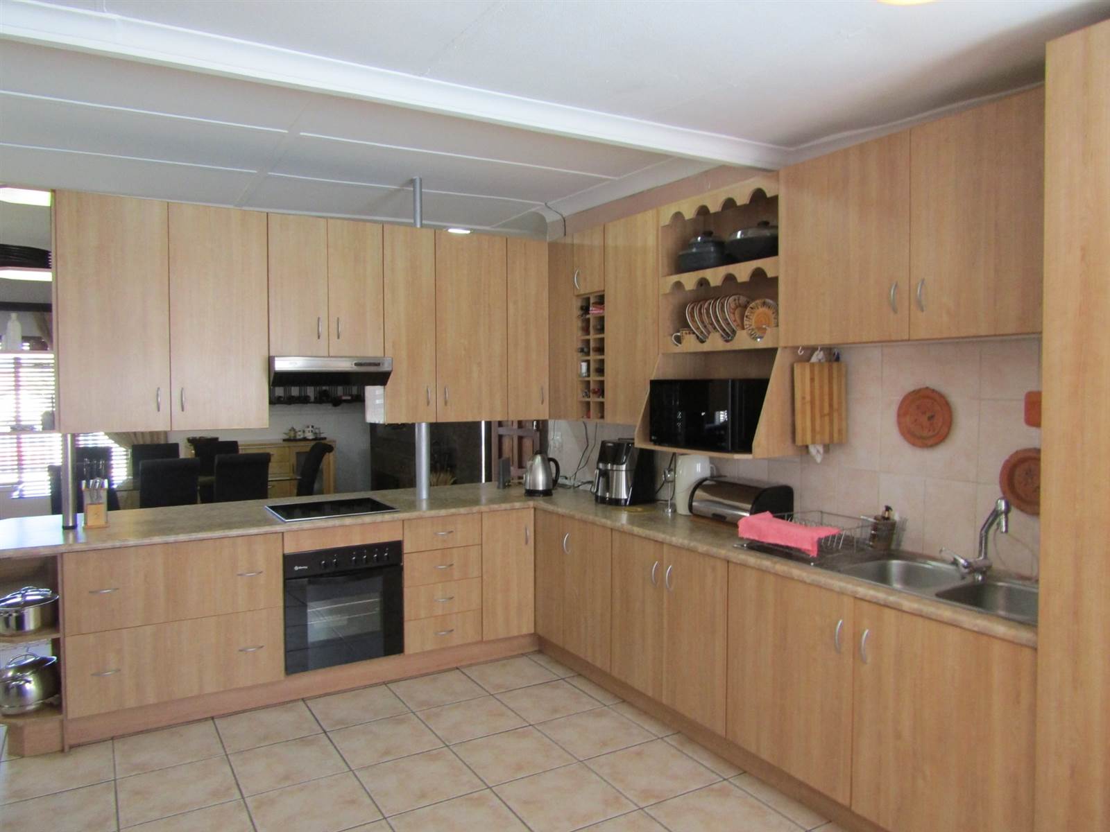 4 Bed House in Krugersdorp North photo number 9