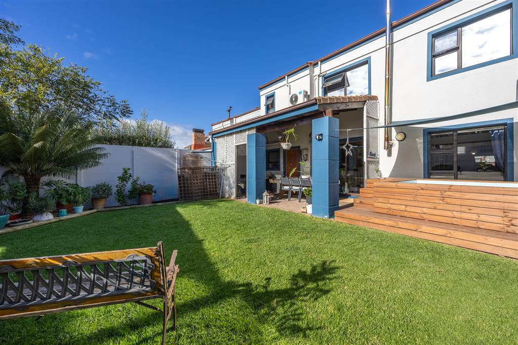 3 Bedroom Townhouse 3 Bedroom Townhouse