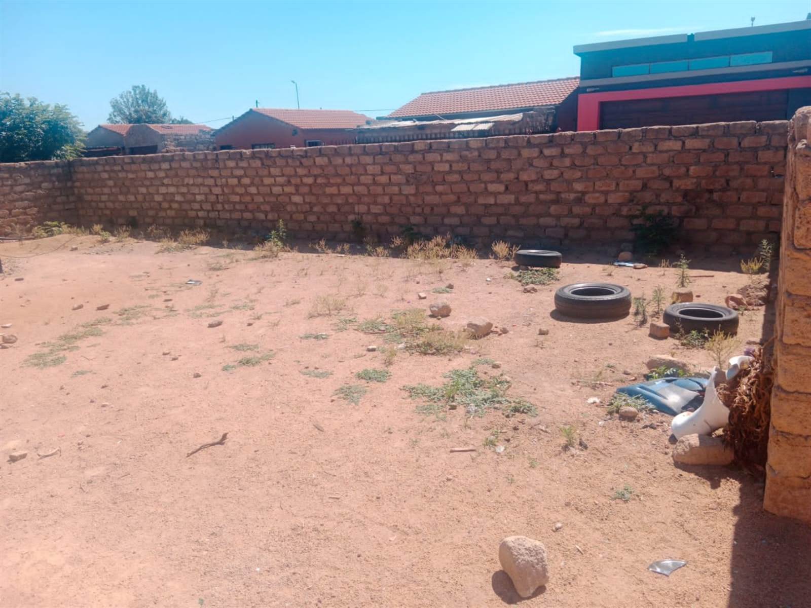 500 m² Land available in Soshanguve photo number 7