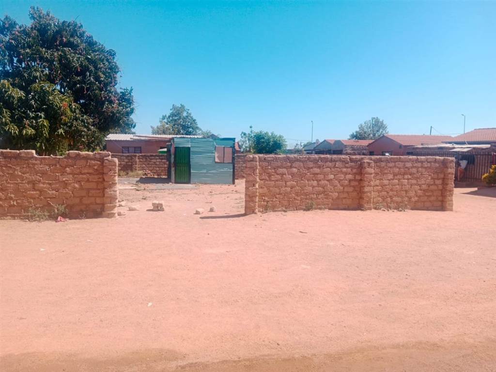 500 m² Land available in Soshanguve photo number 12