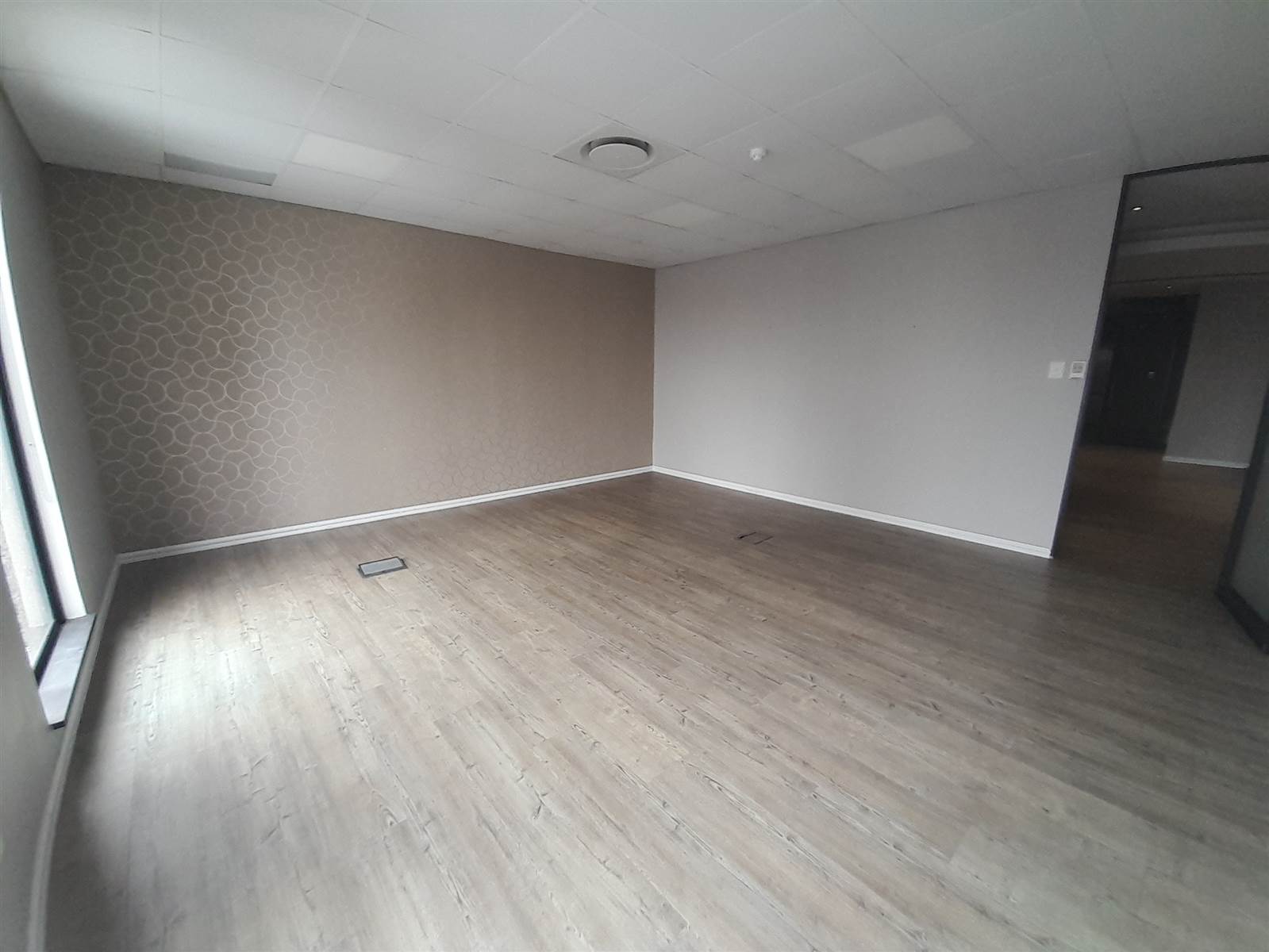 756.67  m² Commercial space in Durban CBD photo number 5