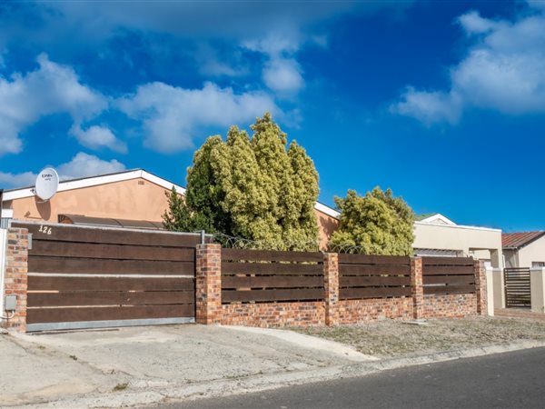 3 Bedroom House 3 Bedroom House