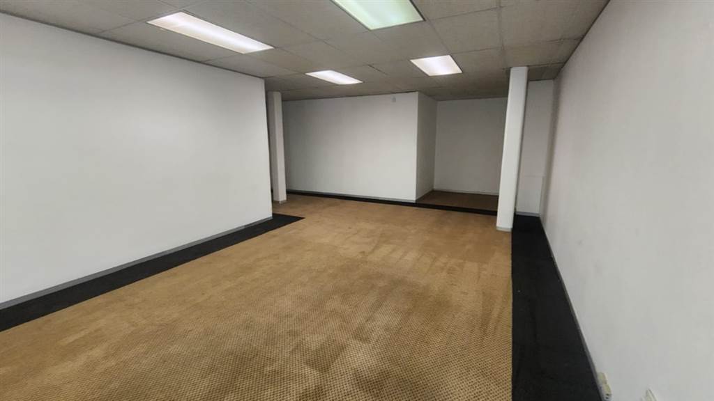 896  m² Commercial space in Hillcrest photo number 4
