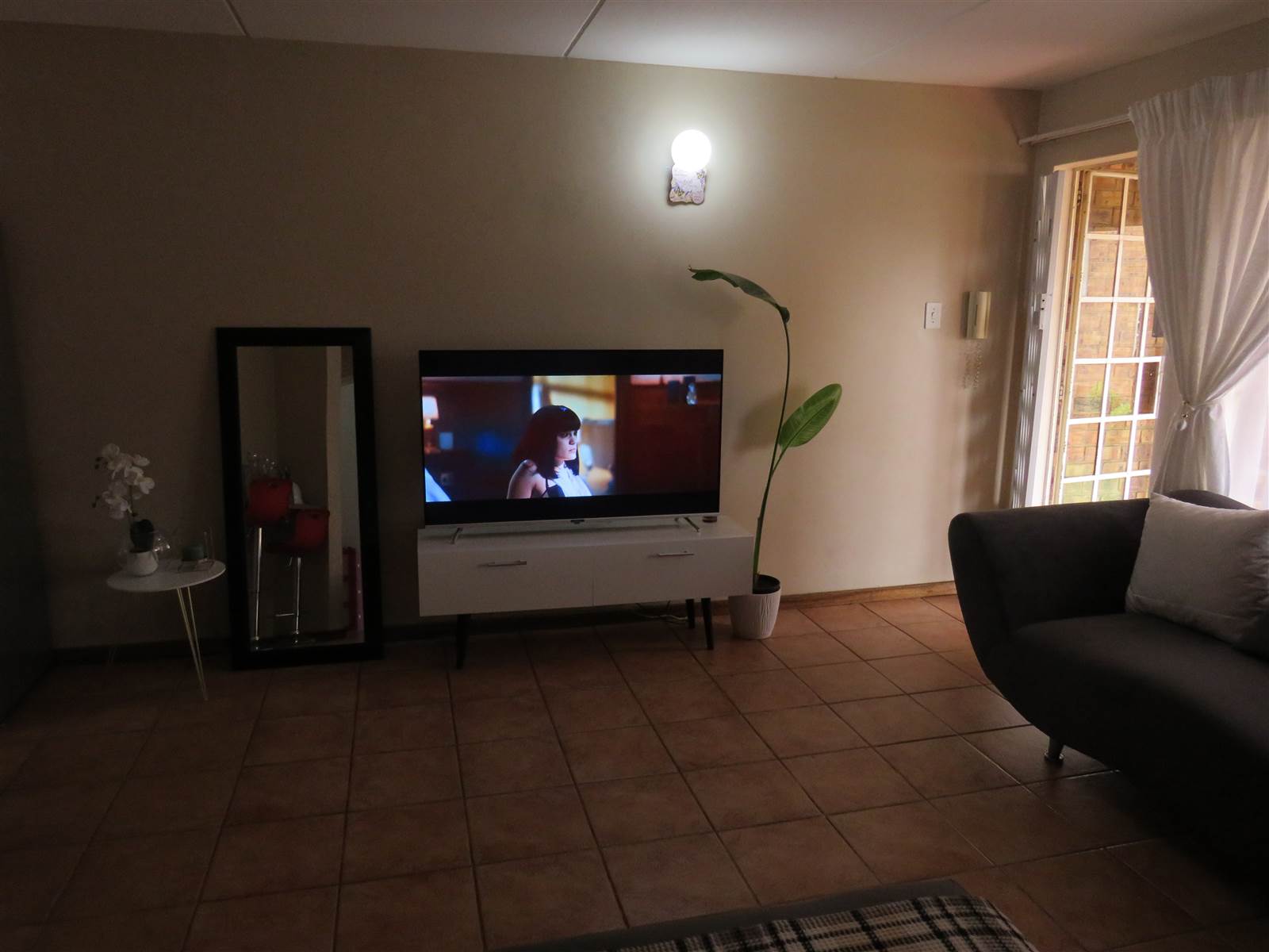 2 Bed Simplex in Highveld photo number 6