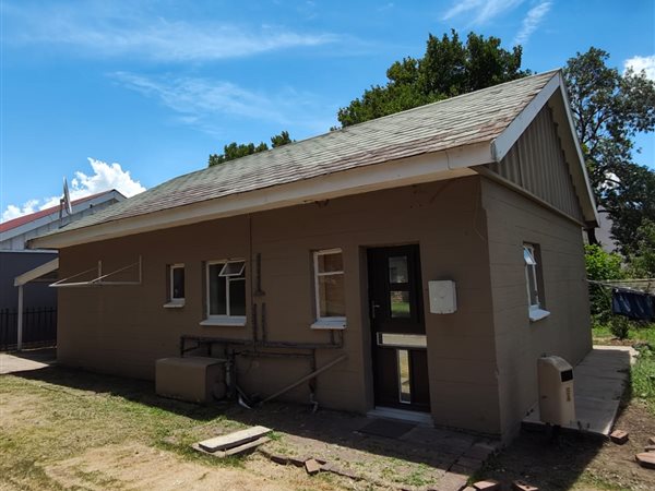 2 Bedroom House 2 Bedroom House