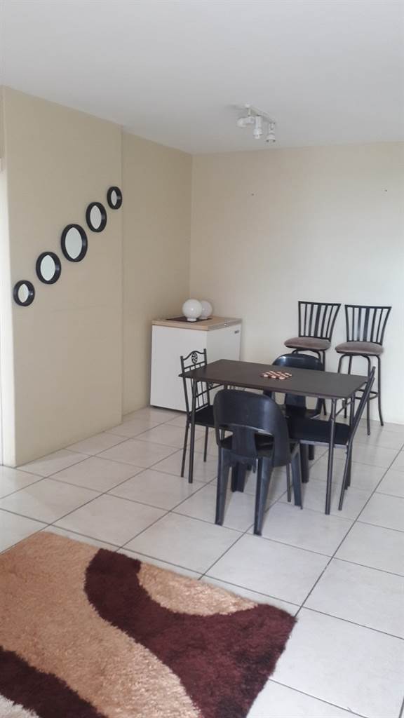 2 Bed Apartment in Scottsville photo number 12