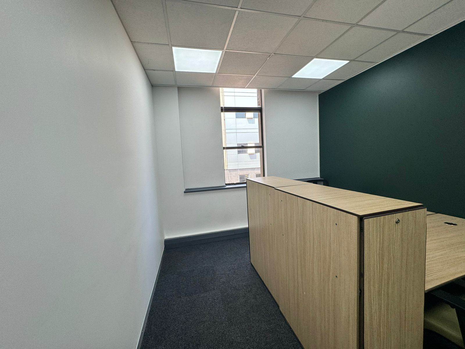 27  m² Commercial space in Sandown photo number 11