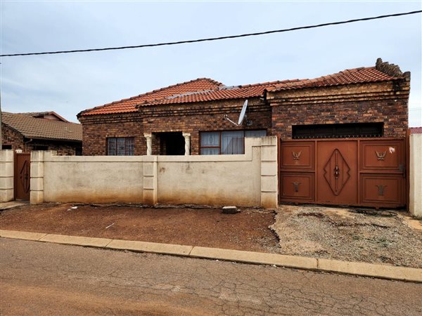 2 Bedroom House 2 Bedroom House