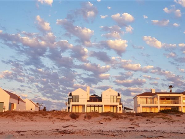 8 Bedroom House 8 Bedroom House