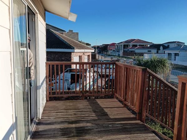2 Bedroom House 2 Bedroom House