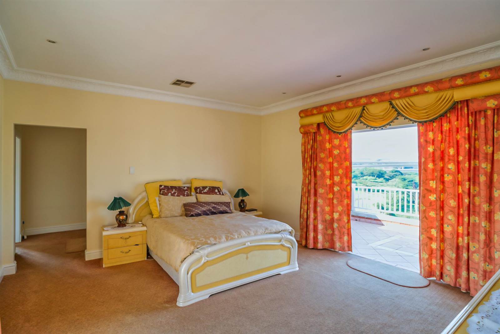 6 Bed House in Mt Edgecombe Estate 1 & 2 photo number 15