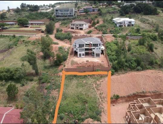 1867 m² Land available in Waterkloof Heights photo number 2
