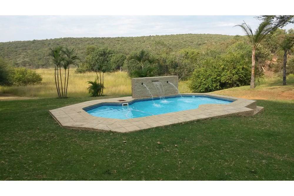 7 Bed House in Vaalwater photo number 23