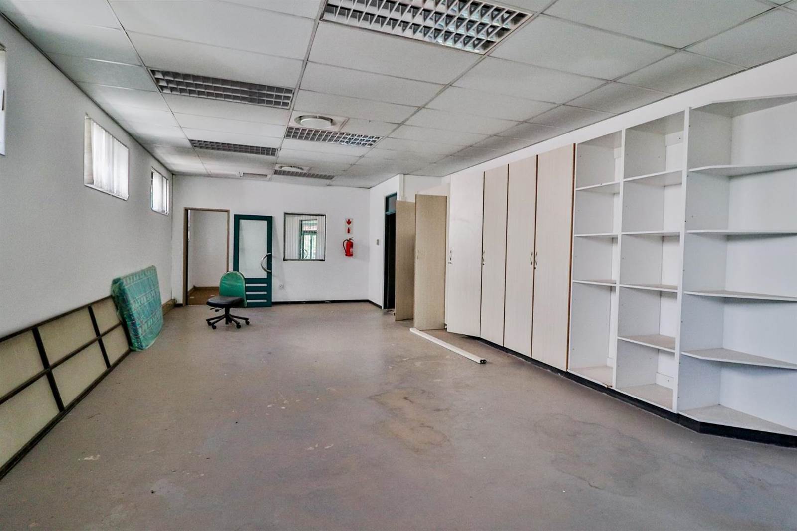 525  m² Commercial space in Hatfield photo number 10