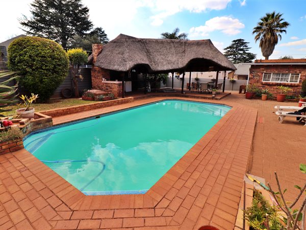 3 Bedroom House 3 Bedroom House