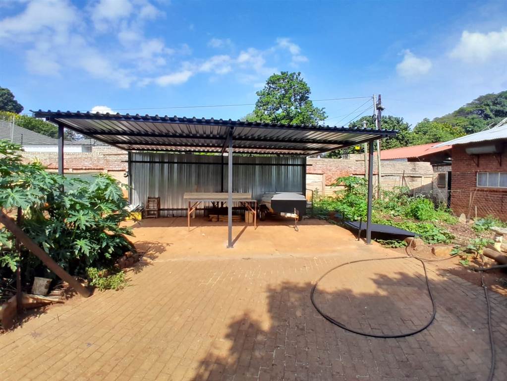 6 Bed House in Makhado (Louis Trichardt) photo number 15