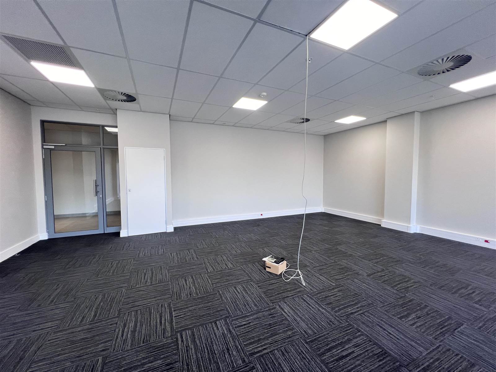114  m² Commercial space in Foreshore photo number 2