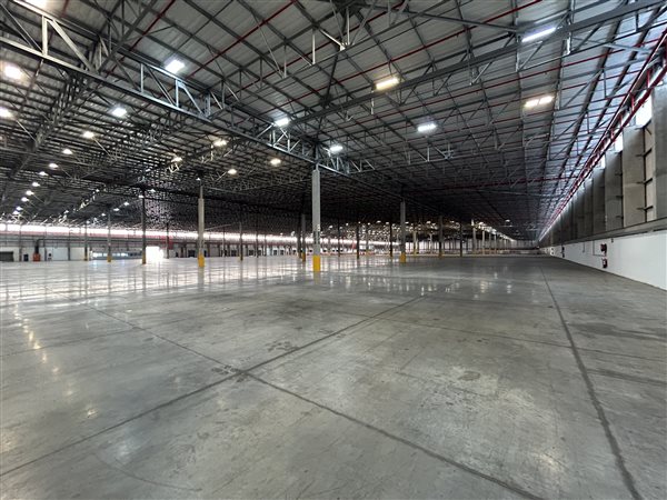 38 515  m² Industrial space