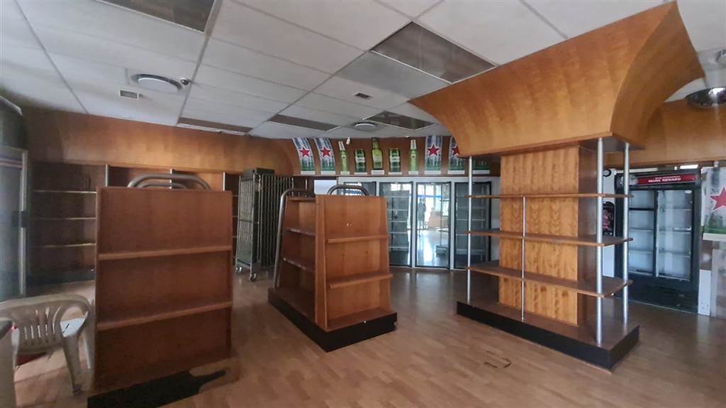 150  m² Commercial space in Pretoria Central photo number 10