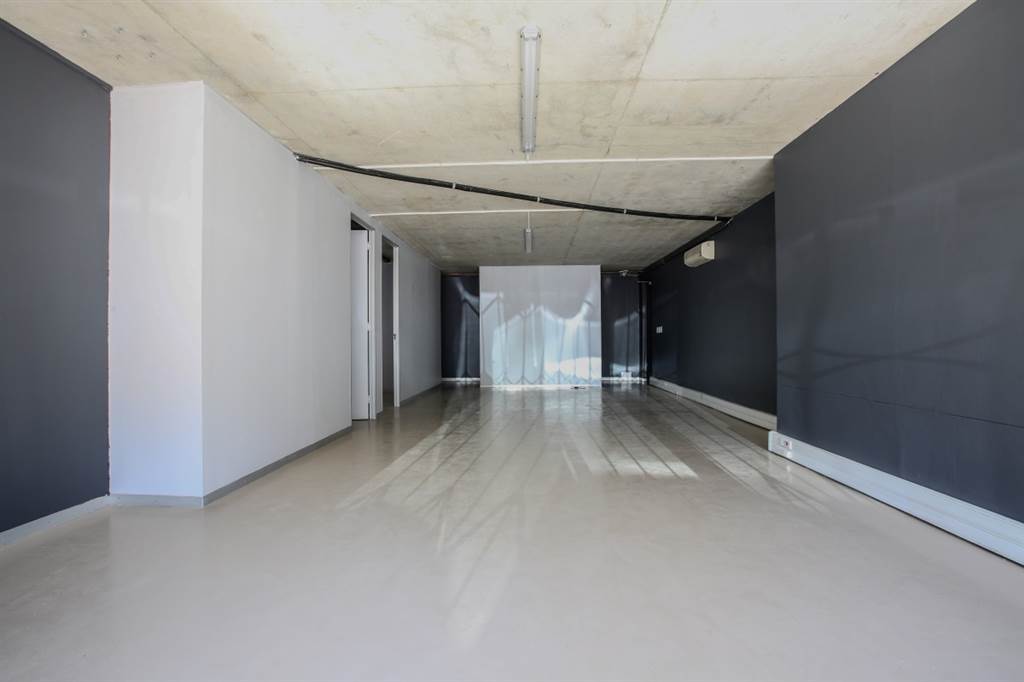 165  m² Office Space in Bellville Central photo number 5