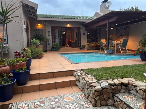 3 Bedroom House 3 Bedroom House