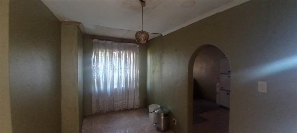 3 Bed House in Kwaguqa photo number 3