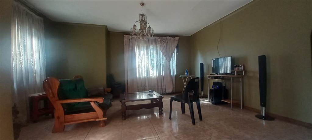 3 Bed House in Kwaguqa photo number 6