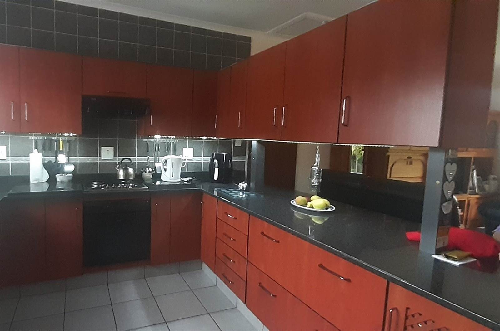 3 Bed Townhouse in Parys photo number 5