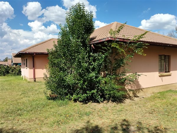 7 Bed House in Standerton Central