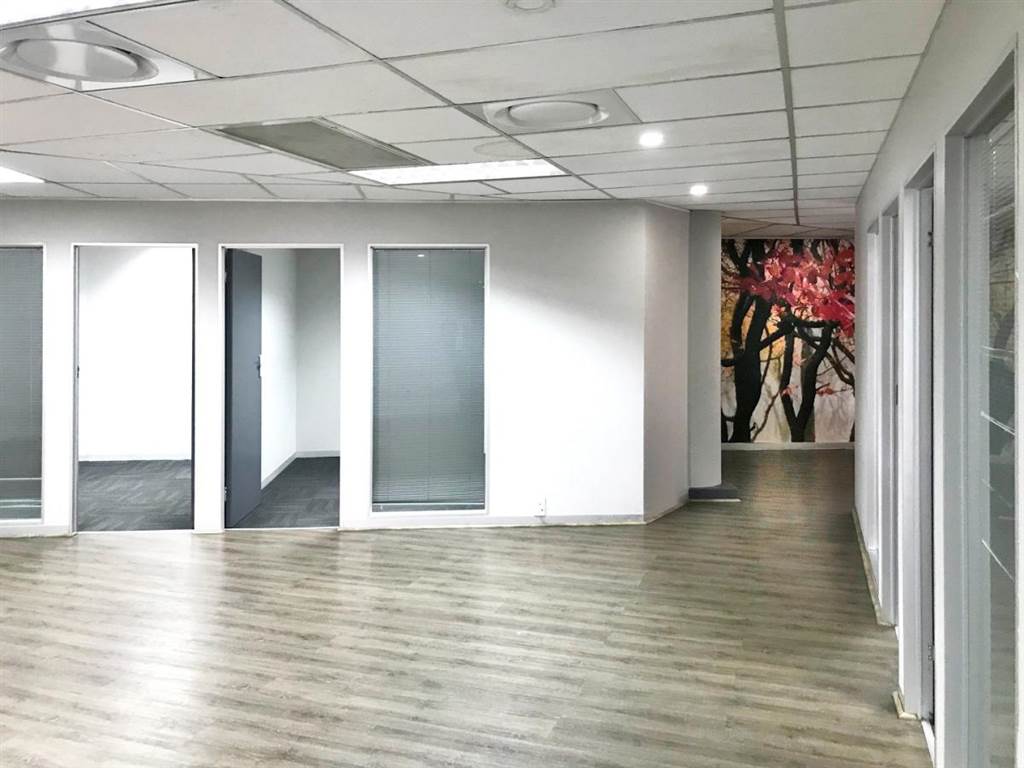 160  m² Office Space in Jansen Park photo number 10