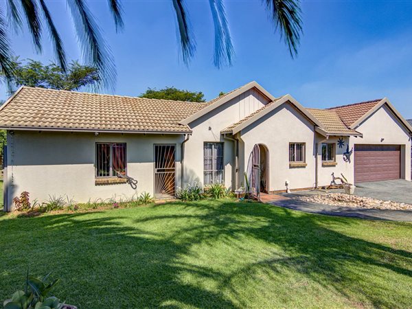 4 Bedroom House 4 Bedroom House