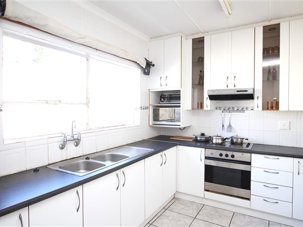 3 Bedroom House 3 Bedroom House