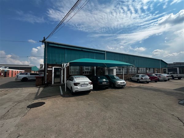 820  m² Industrial space