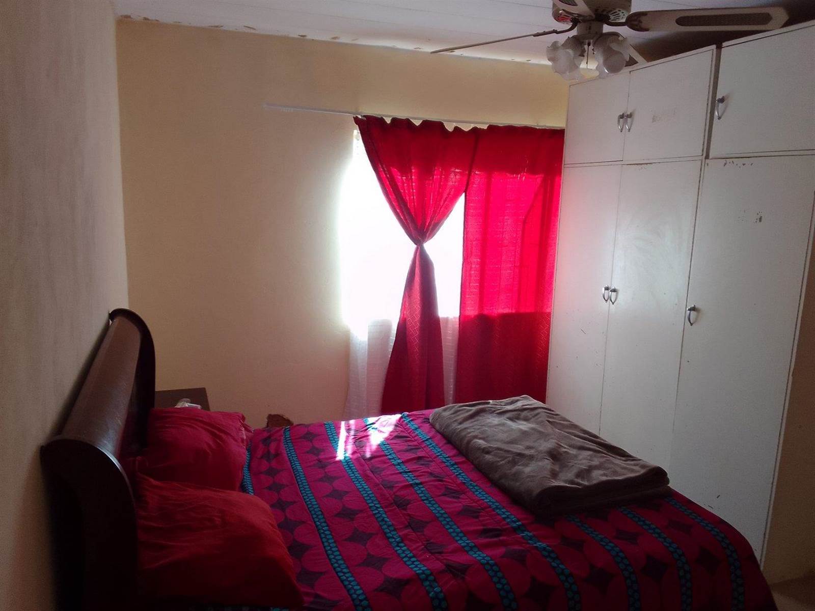 2 Bed Apartment in Wolmer photo number 11