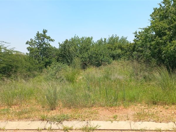 1534 m² Land available in Cashan