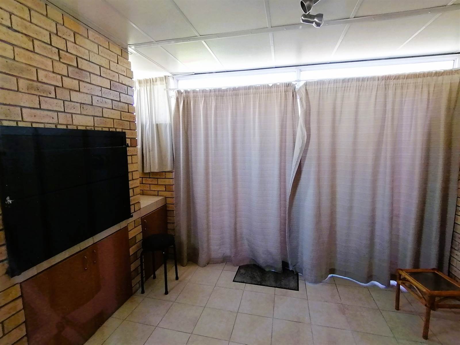 2 Bed House in Protea Heights photo number 14