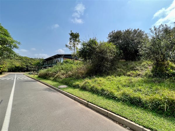 1498 m² Land available in Simbithi Estate