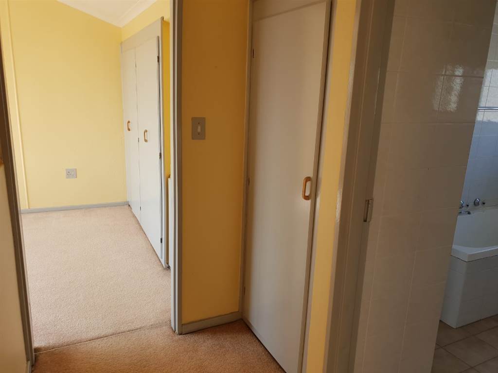 3 Bed Flat in Adamayview photo number 20