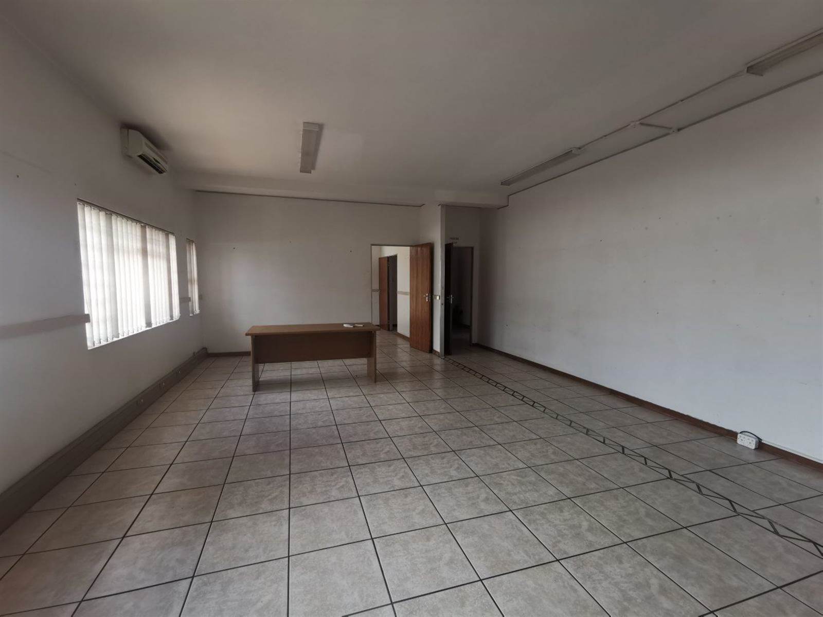 1067  m² Commercial space in Middelburg Central photo number 16