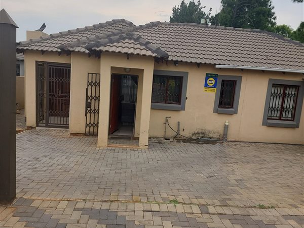 3 Bed House in Amandasig