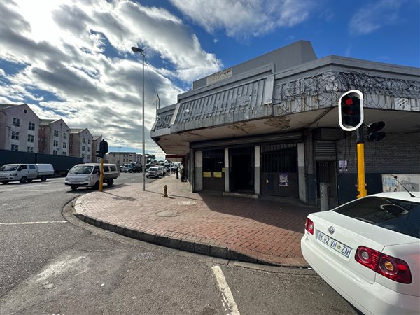 637 m² Commercial space 637 m² Commercial space
