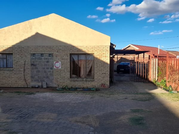 4 Bedroom Simplex 4 Bedroom Simplex