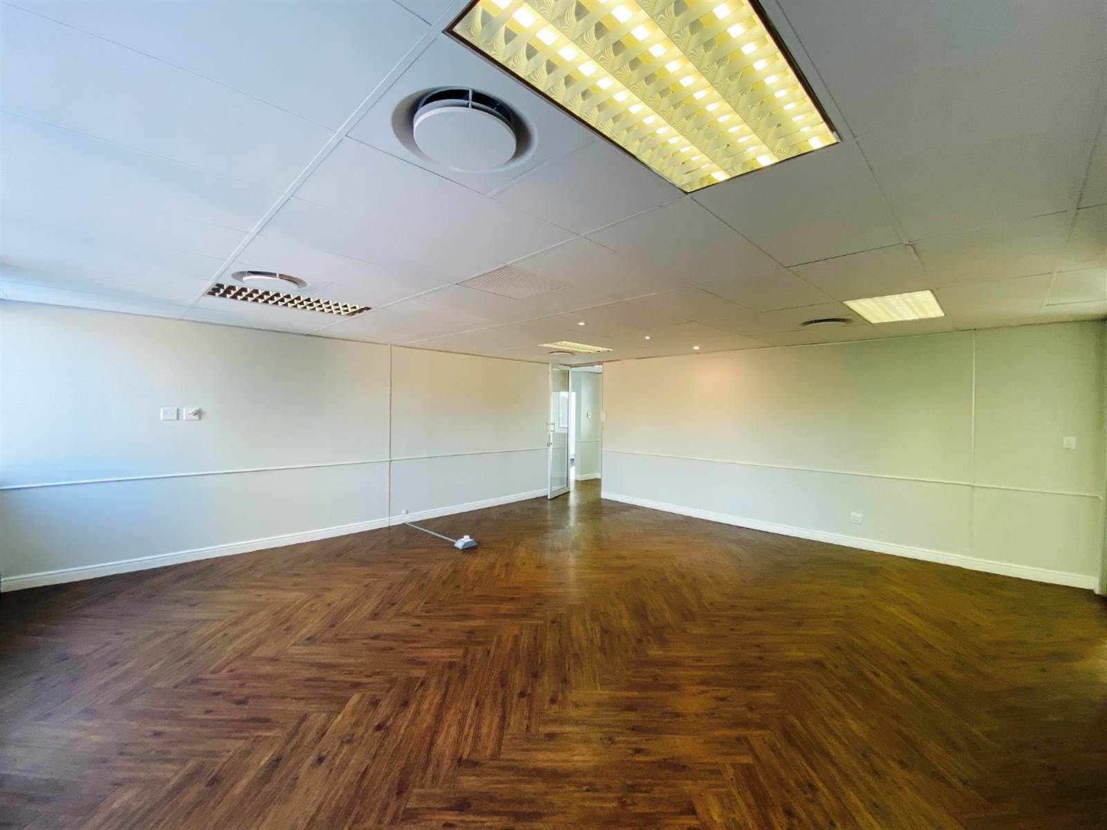 315  m² Office Space in Nieuw Muckleneuk photo number 8