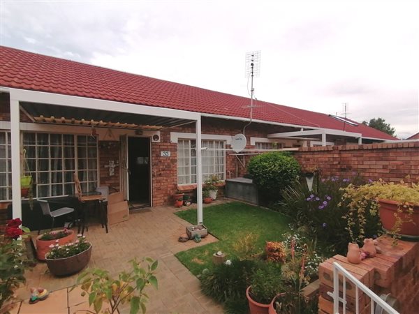 1 Bedroom Townhouse
