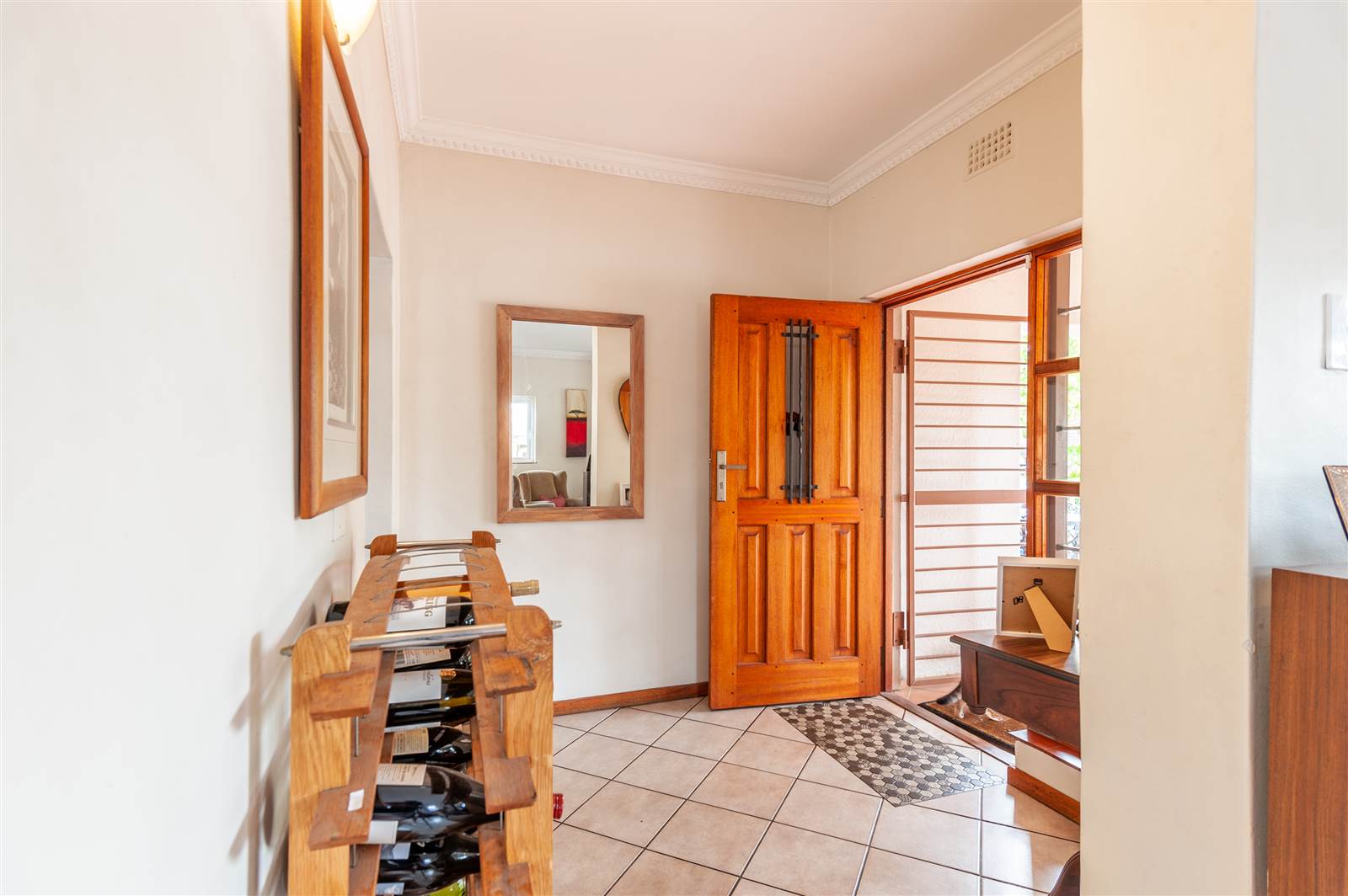 5 Bed House in Rondebosch photo number 4